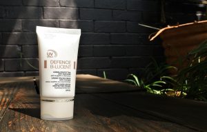 کرم ضد لک پوست بی لاسنت بیونیکه دیفنس SPF50 - Image 3