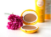 عکس کامپکت ضد آفتاب فتودرم مکس مینرال رنگ طلایی بایودرما SPF50+
