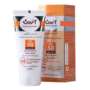 کرم ضد آفتاب پوست چرب آردن SPF50